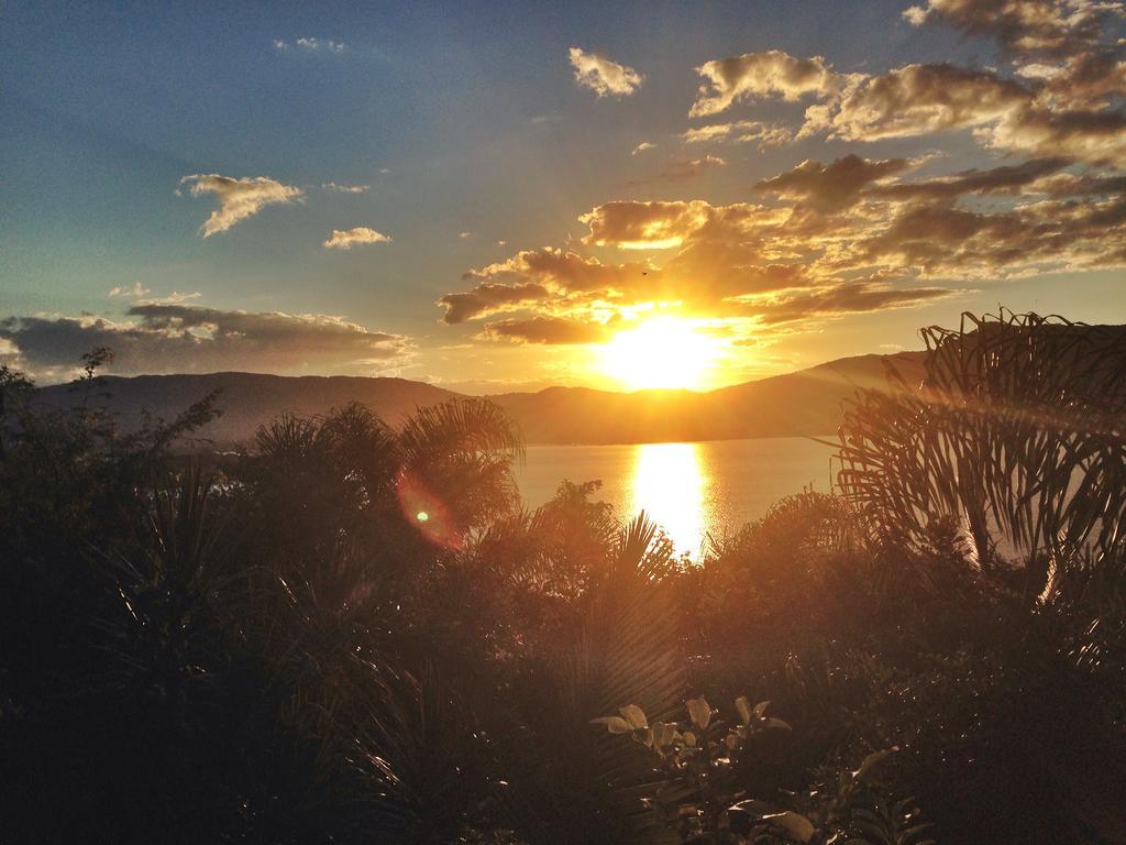 フロリアノポリス Sunset Backpackersホステル エクステリア 写真